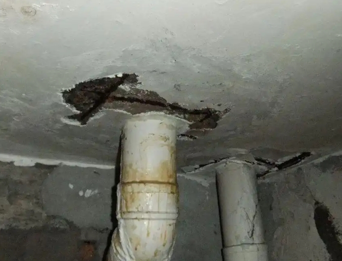 乌苏卫生间漏水维修公司浅析乌苏卫生间渗水维修的方法